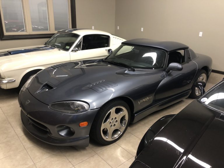 2000-Dodge-Viper